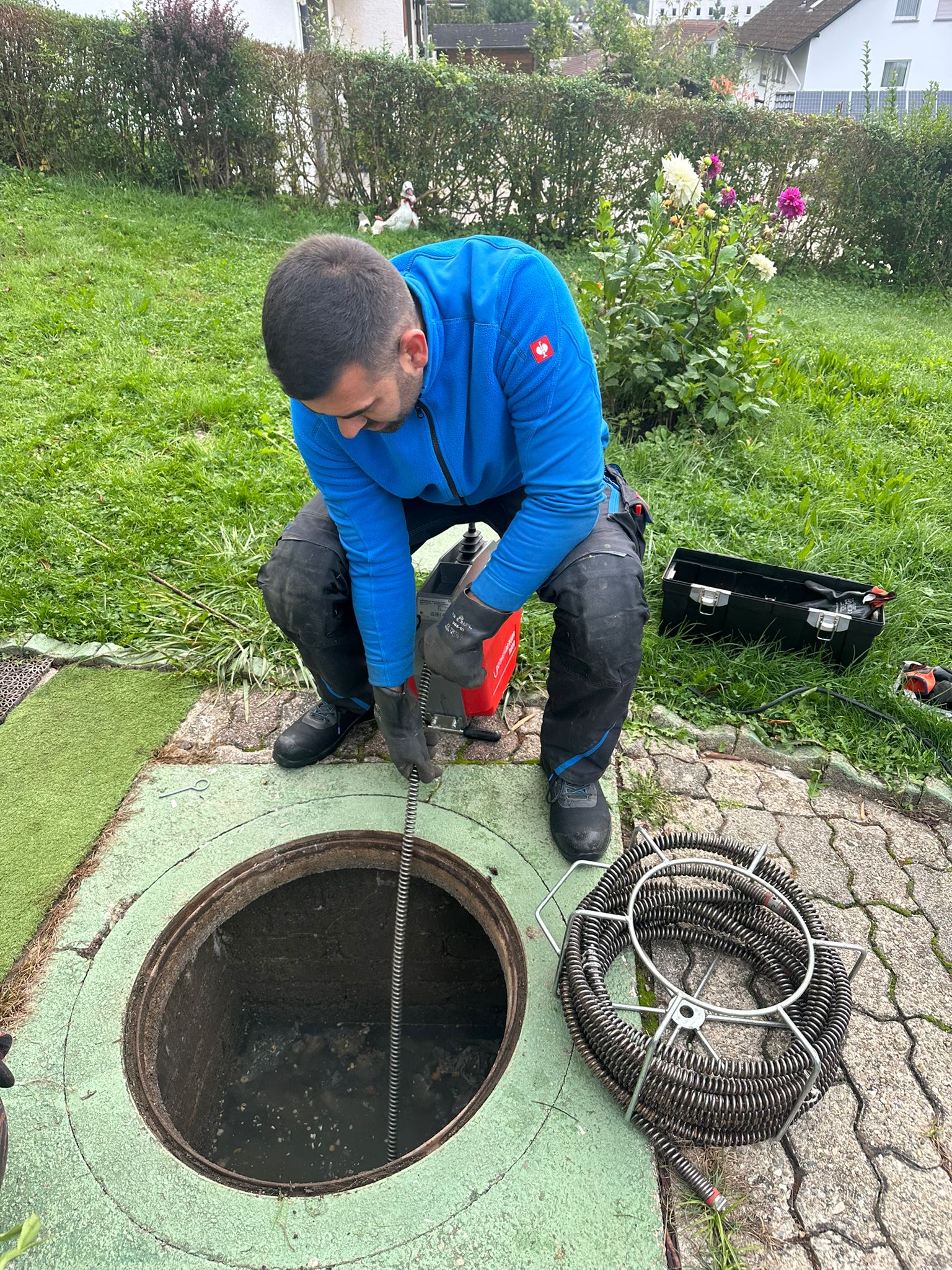 Abflussreinigung Rohrreinigung Kanalreinigung Grundleitung verstopft abfluss notdienst